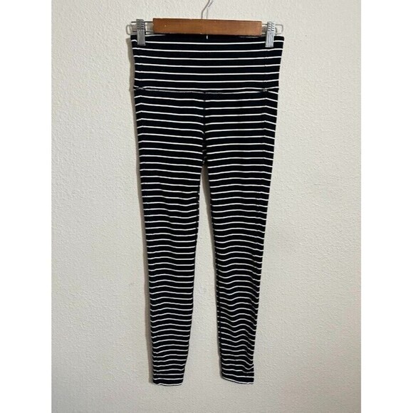 Athleta Elation Virasana 7/8 Stripe Leggings XS Black White High Rise Ankle Crop - Picture 2 of 6